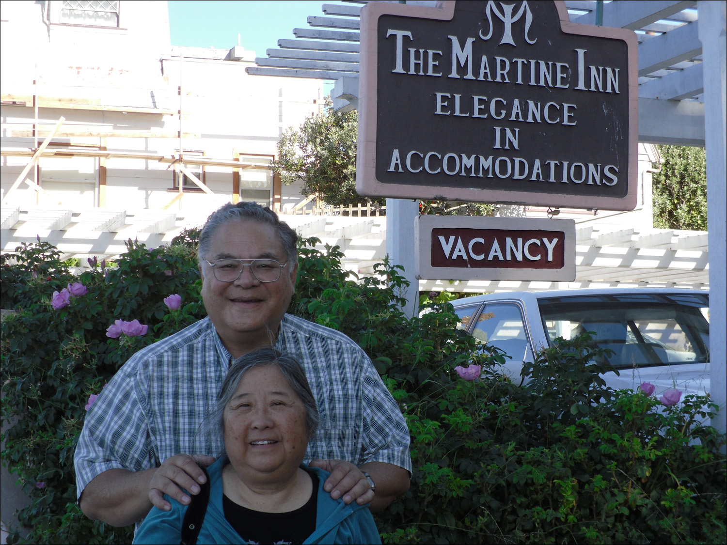 Ron & Lorene in front of Martine Inn