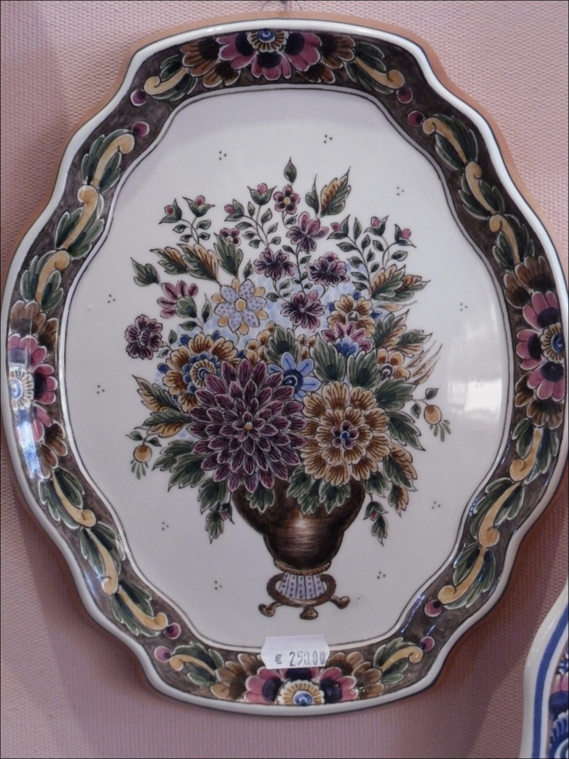 Delfts Pauw flower plate (250 euro)