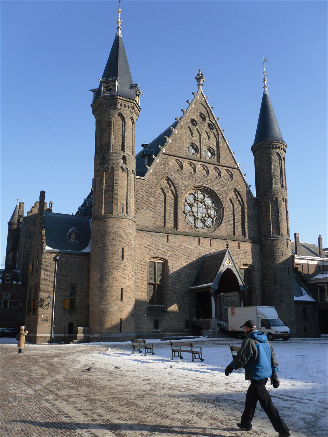 Hague-church in middle of Binnenhof
