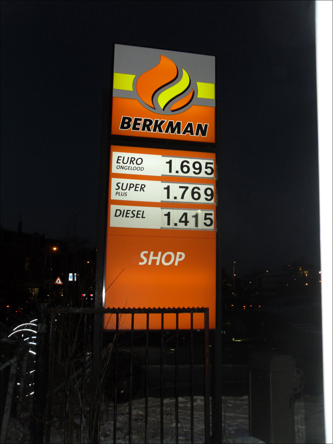 Price is euros per liter!